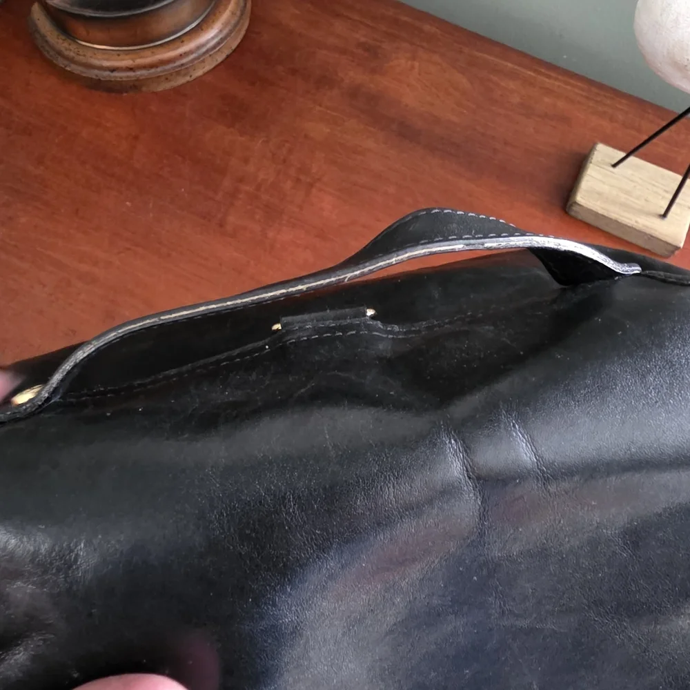 i Santi Made in Italy Black Leather Convertible Backpack Drawstring Bag